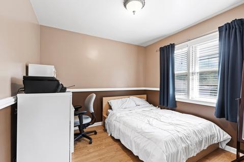 1731 Greenleaf Ave, Des Plaines, IL 60018 photo 11