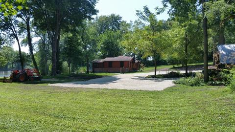604 1st St E, Lyndon, IL 61261 photo 9