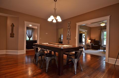 903 E Center St, Ottawa, IL 61350 photo 4