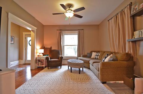 903 E Center St, Ottawa, IL 61350 photo 2