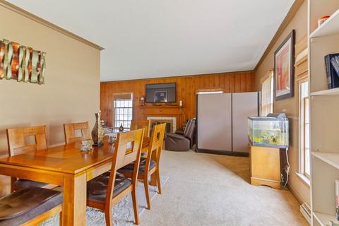 601 Normal Rd, Dekalb, IL 60115 photo 9
