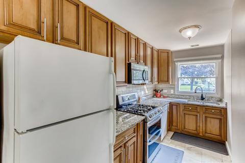 124 S Hale Ave, Bartlett, IL 60103 photo 3