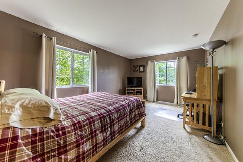 131 Braxton Ln, Aurora, IL 60504 photo 9