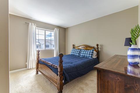 131 Braxton Ln, Aurora, IL 60504 photo 12