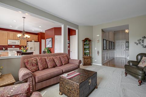 2747 Bay View Cir, Algonquin, IL 60102 photo 3