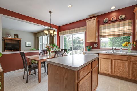 2747 Bay View Cir, Algonquin, IL 60102 photo 4