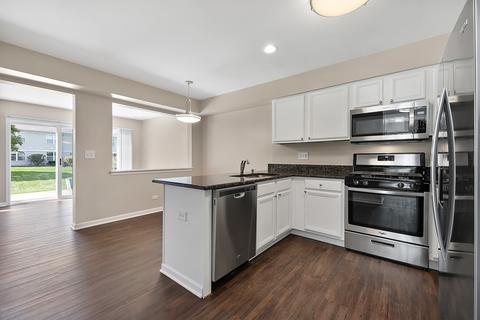 3137 Reflection Dr, Naperville, IL 60564 photo 3