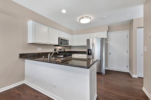 3137 Reflection Dr, Naperville, IL 60564 photo 5