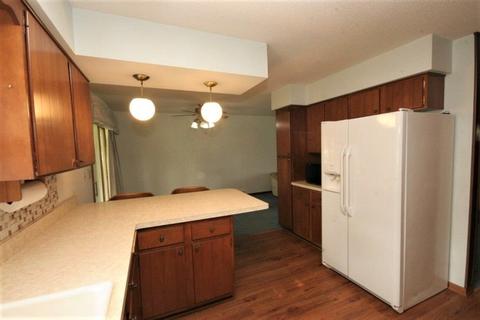 706 Obrien St, Harvard, IL 60033 photo 8