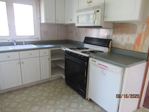 304 1st St, Donovan, IL 60931 photo 8