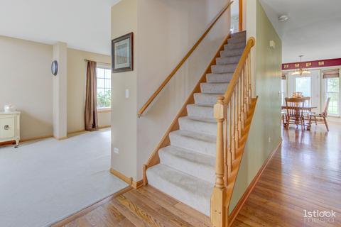 1645 Manor Oaks Dr, Plainfield, IL 60586 photo 4