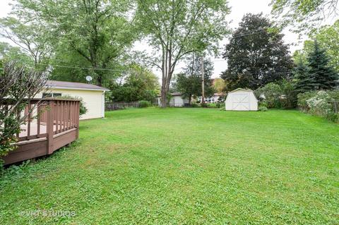 1604 Meadow Ln, Mchenry, IL 60050 photo 5
