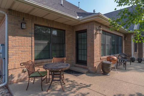 29 Bent Ct, Bloomington, IL 61704 photo 5