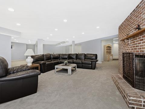 2 Chippewa Ct, Burr Ridge, IL 60527 photo 27