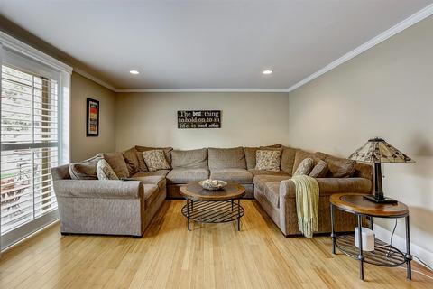 1102 E Juniper Ln, Mount Prospect, IL 60056 photo 15