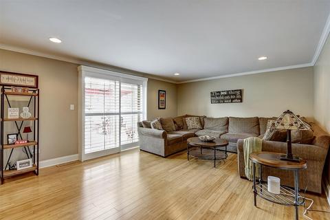 1102 E Juniper Ln, Mount Prospect, IL 60056 photo 14