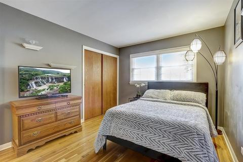 1102 E Juniper Ln, Mount Prospect, IL 60056 photo 24