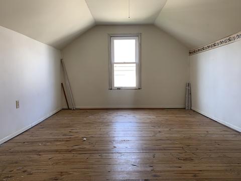 208 Main St, Leaf River, IL 61047 photo 8