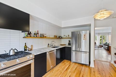 1322 E 48th St, Chicago, IL 60615 photo 6