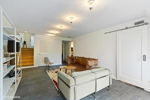 1322 E 48th St, Chicago, IL 60615 photo 12