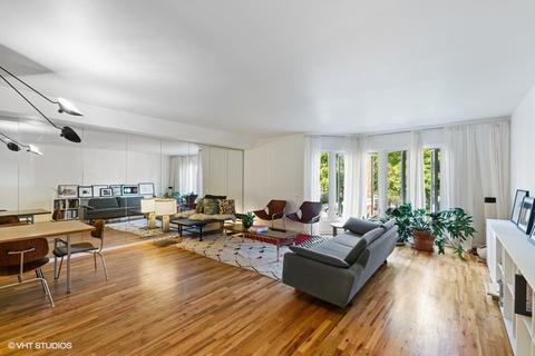 1322 E 48th St, Chicago, IL 60615 photo 4
