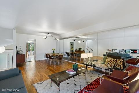 1322 E 48th St, Chicago, IL 60615 photo 5