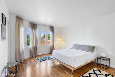 1322 E 48th St, Chicago, IL 60615 photo 7