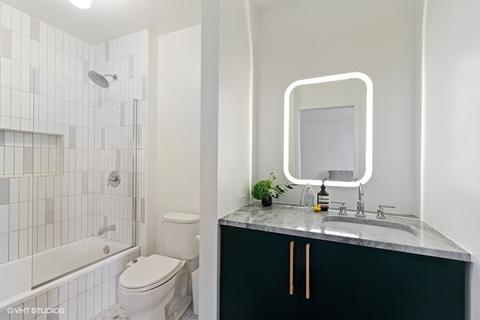 1322 E 48th St, Chicago, IL 60615 photo 8