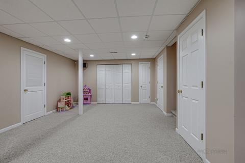 1424 Sutton Pl, Gurnee, IL 60031 photo 33
