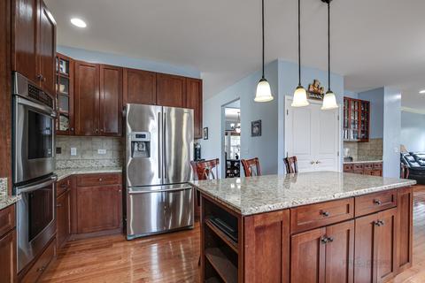 1424 Sutton Pl, Gurnee, IL 60031 photo 12