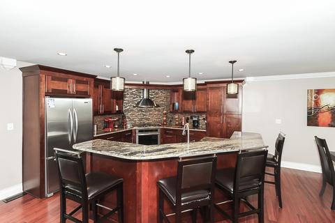 5860 Danforth Ct, Hanover Park, IL 60133 photo 4