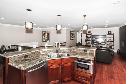 5860 Danforth Ct, Hanover Park, IL 60133 photo 7