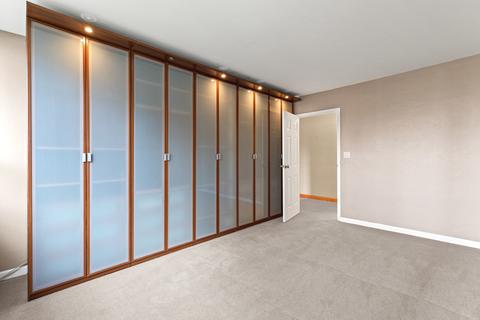 33 E Cedar St #8E, Chicago, IL 60611 photo 18