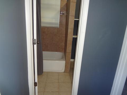 693 Elma Ave, Elgin, IL 60120 photo 17