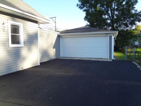 693 Elma Ave, Elgin, IL 60120 photo 4