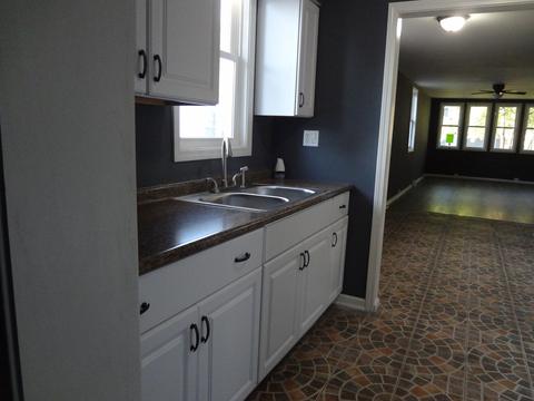 693 Elma Ave, Elgin, IL 60120 photo 33