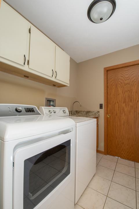 564 Baintree Rd, Lake Summerset, IL 61019 photo 15