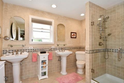6330 Raleigh Rd, Willowbrook, IL 60527 photo 14