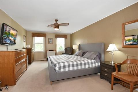 6330 Raleigh Rd, Willowbrook, IL 60527 photo 13