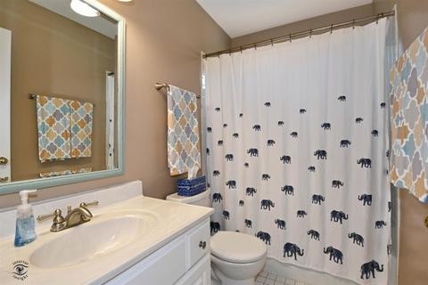 6330 Raleigh Rd, Willowbrook, IL 60527 photo 18