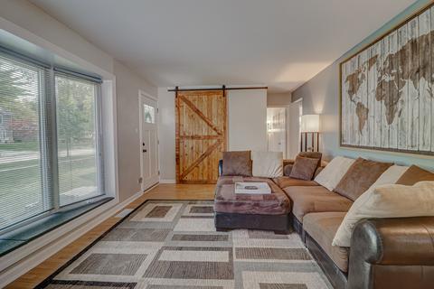 2511 George St, Rolling Meadows, IL 60008 photo 6