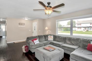 1137 N Hedge Ave, Kankakee, IL 60901 photo 4