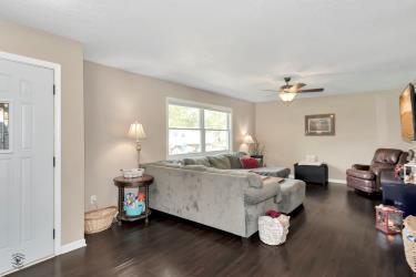 1137 N Hedge Ave, Kankakee, IL 60901 photo 5