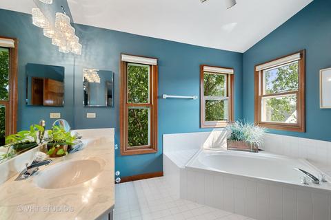 5292 Elliott Dr, Hoffman Estates, IL 60192 photo 10