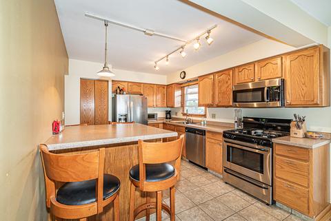 962 S Harvard Ave, Addison, IL 60101 photo 6