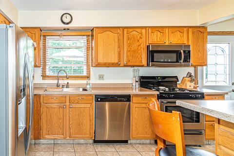 962 S Harvard Ave, Addison, IL 60101 photo 8