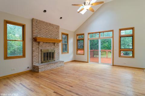 30 W702 Warwick Way, Wayne, IL 60184 photo 4