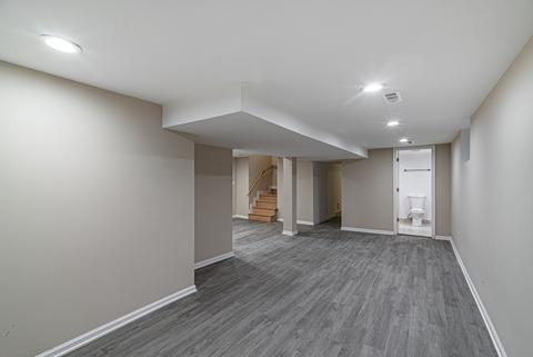 375 Bode Rd, Hoffman Estates, IL 60169 photo 18