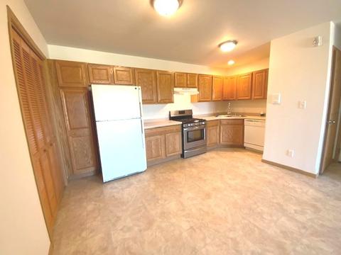 565 N Strack St #301, Cortland, IL 60112 photo 11