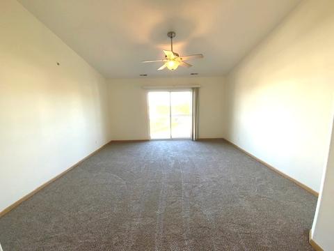 565 N Strack St #301, Cortland, IL 60112 photo 6